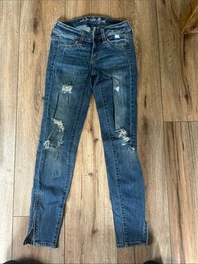 American Eagle Outfitters Distressed Dark Blue Skinny Jeans